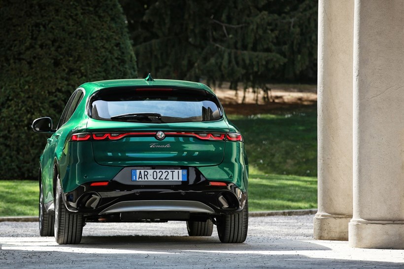 Alfa Romeo Advertorial