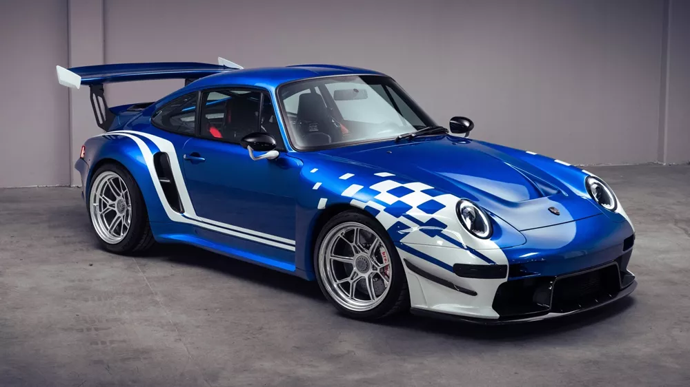 Porsche 911 Brundle Edition