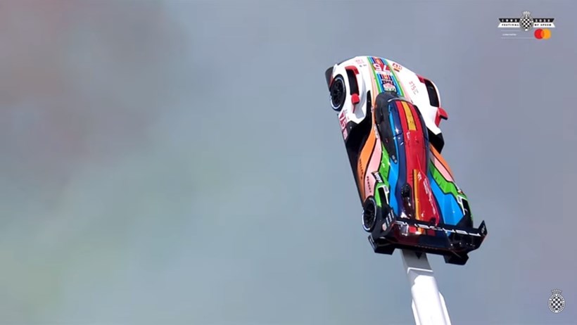 Porsche Κεντρικό Γλυπτό Goodwood 75 χρόνια