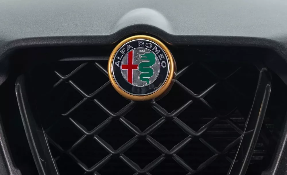 Alfa Romeo Stelvio QV Ντουμπάι