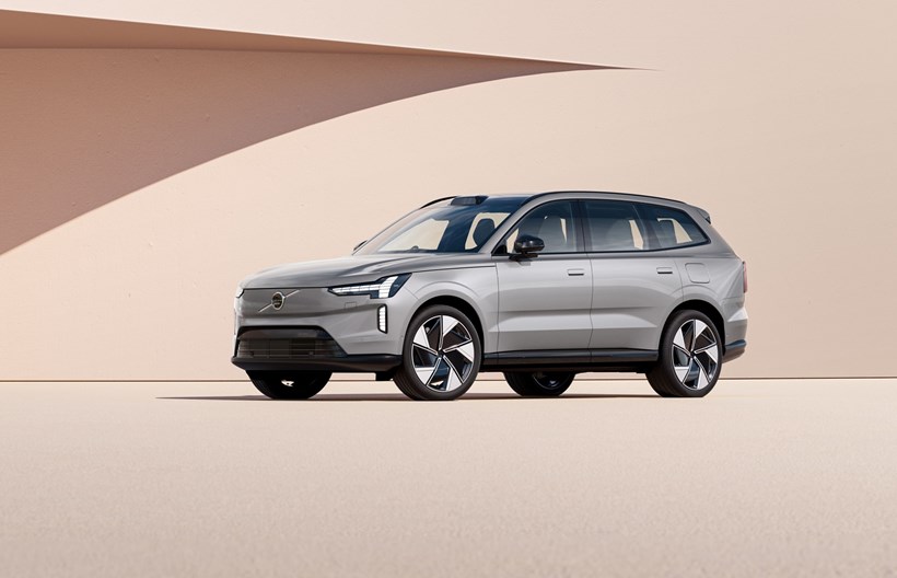 Το νέο ηλεκτρικό 7θέσιο SUV Volvo EX90