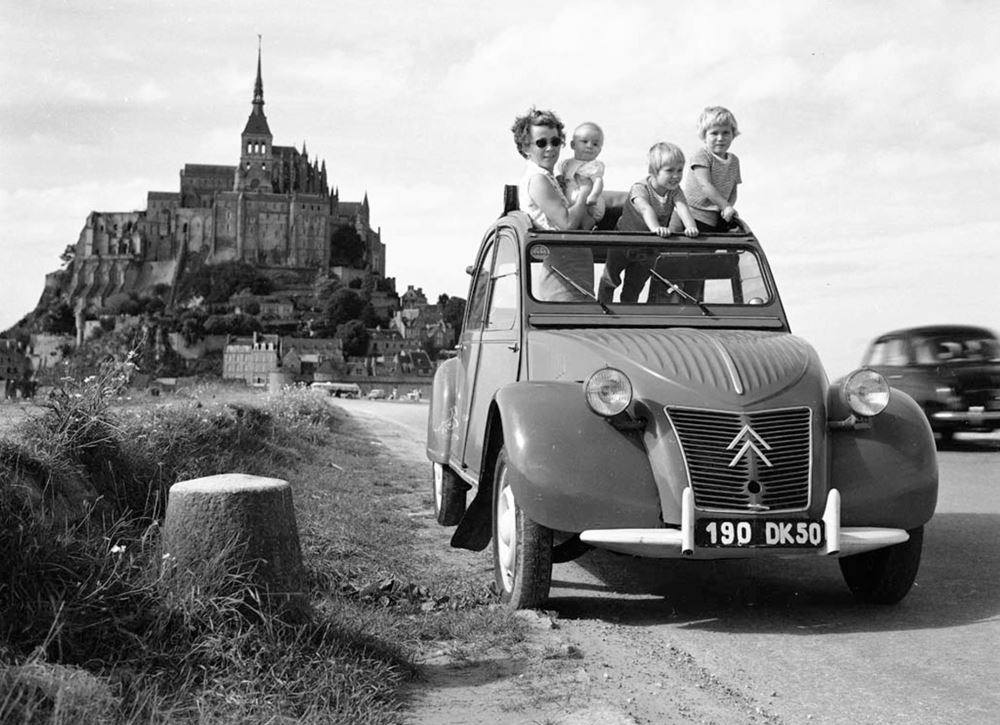 istoria Citroen 2CV