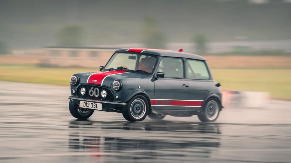 Mini Oselli restomod