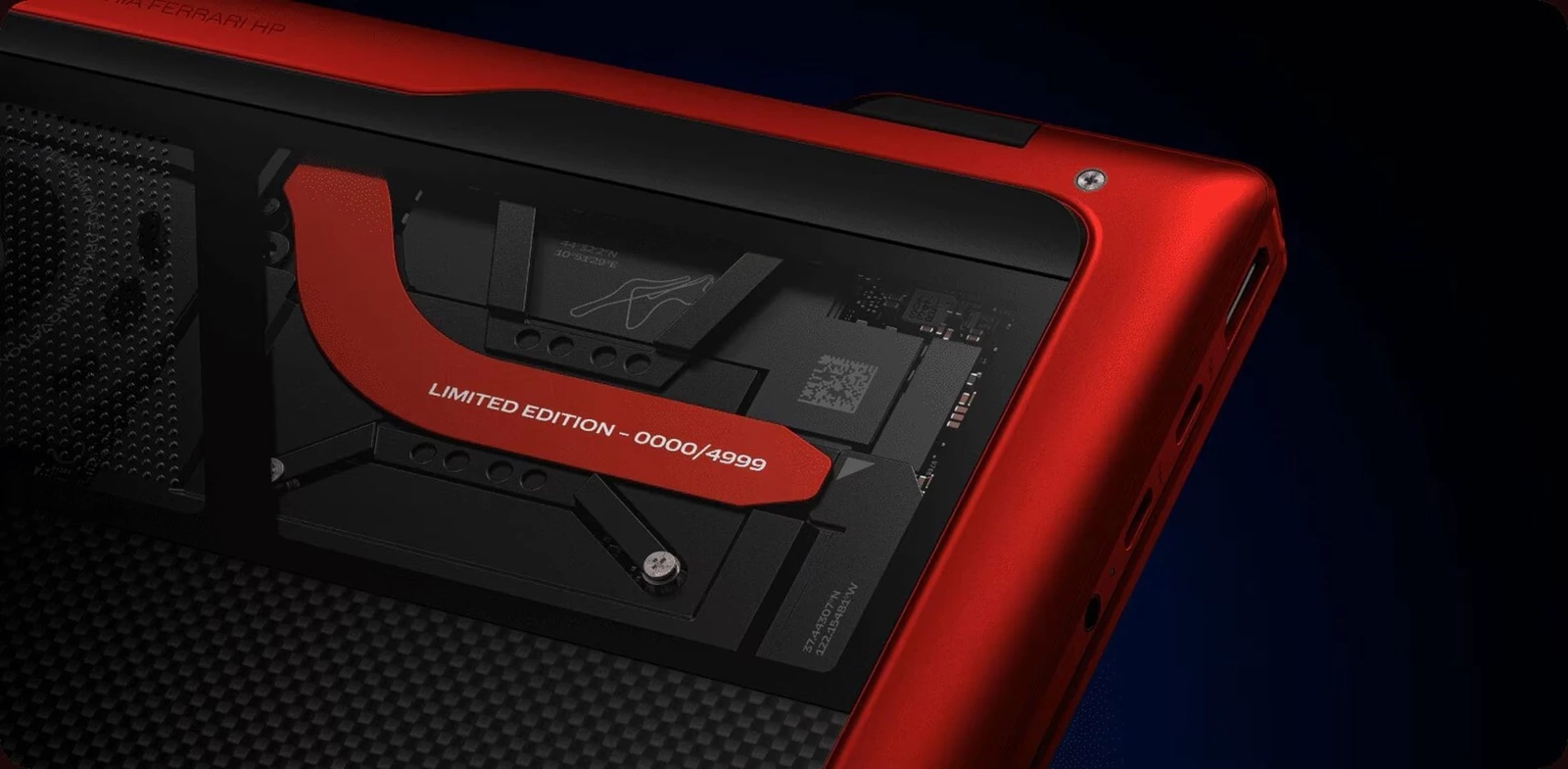 HP Limited Edition Scuderia Ferrari AI PC
