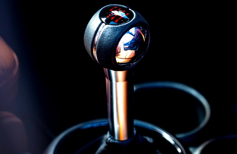 Mini manual gearbox