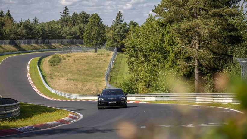 Porsche Taycan Nurburgring ρεκόρ