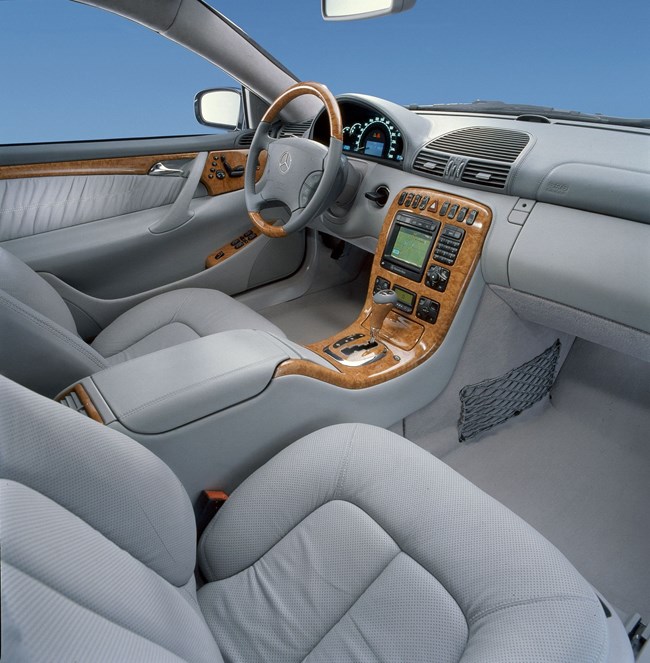Mercedes-Benz CL C 215
