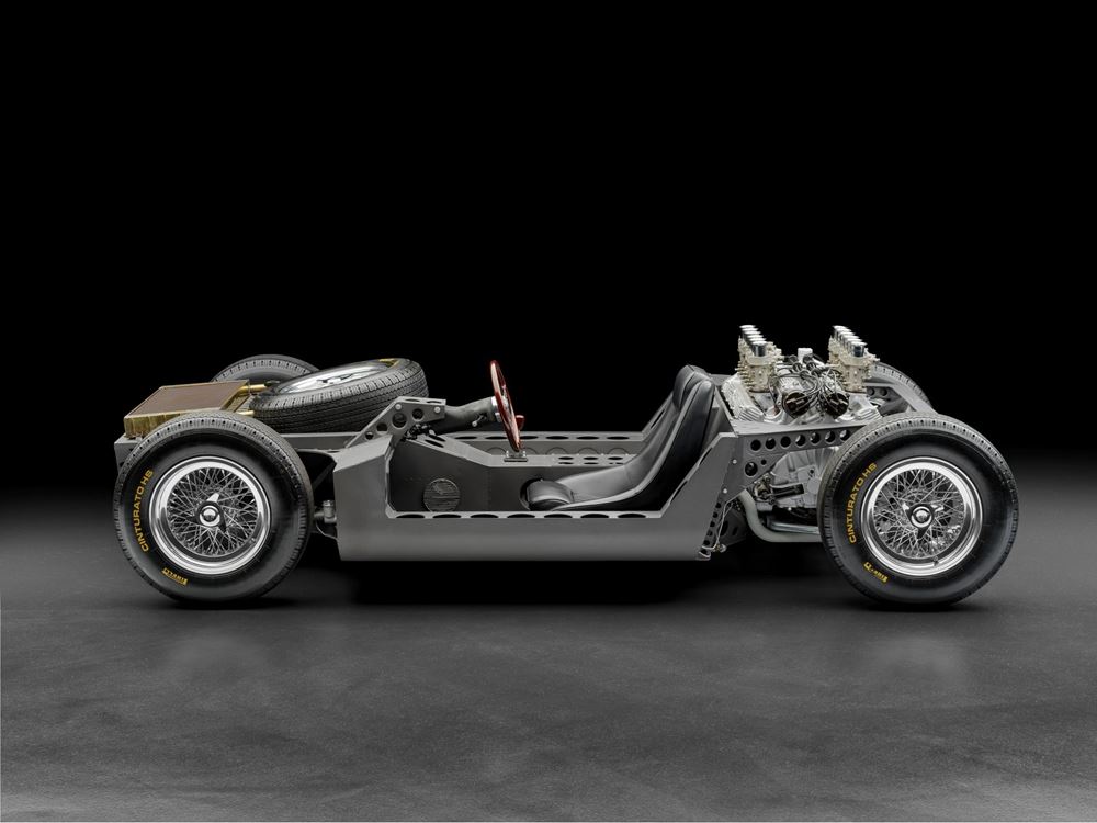 To σασί της πρώτης Lamborghini Miura