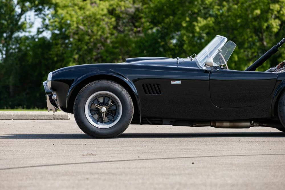 Shelby 427 Cobra Roadster