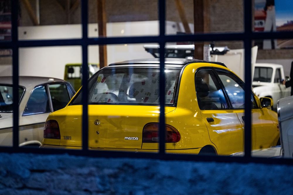 Mazda 121 Goldy Haribo