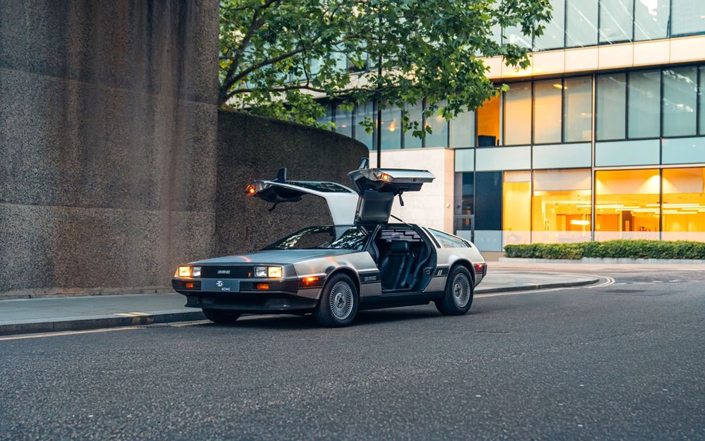 Electrogenic DeLorean DMC-12