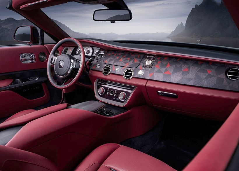 Rolls-Royce Droptail La Rose Noire