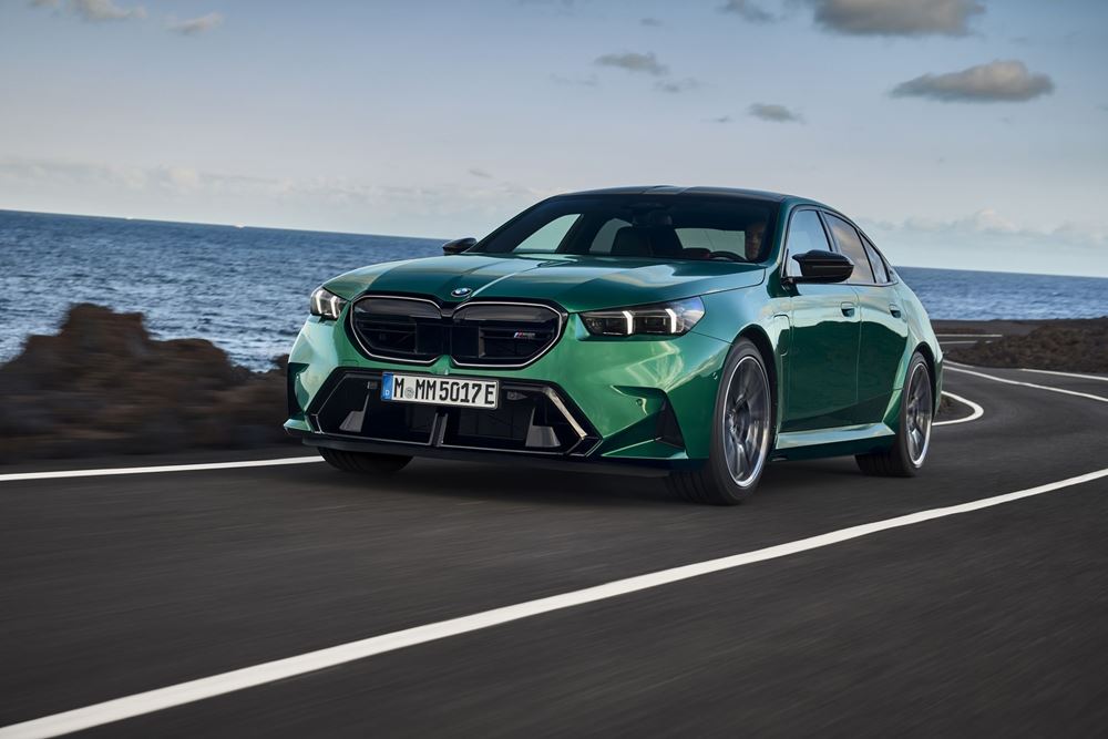 BMW M5 2024