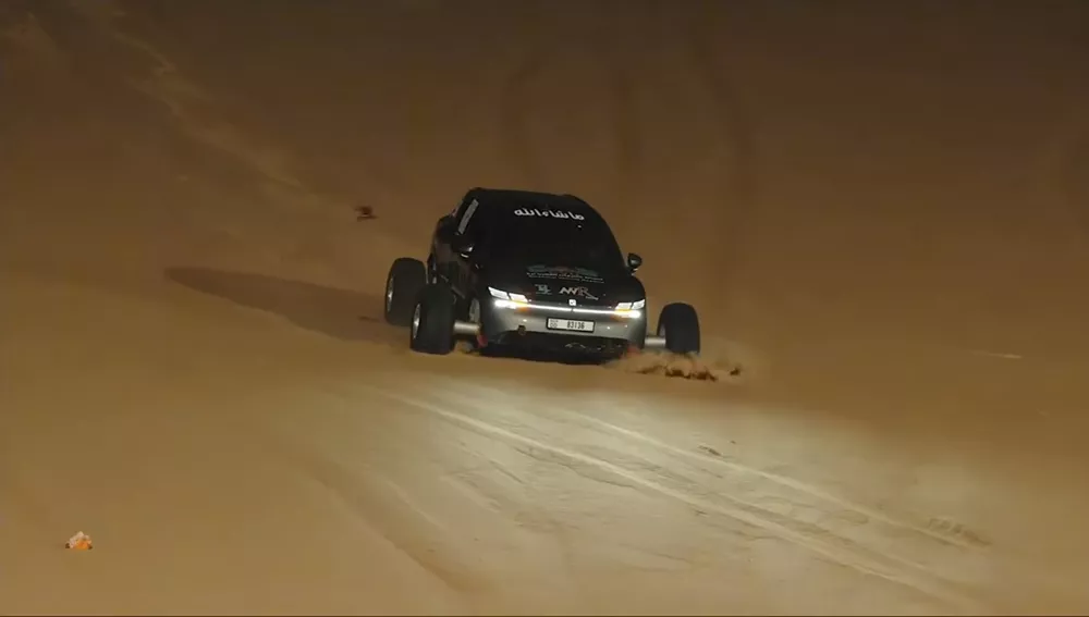 Zeekr 7X Αμμόλοφος Άμπου Ντάμπι