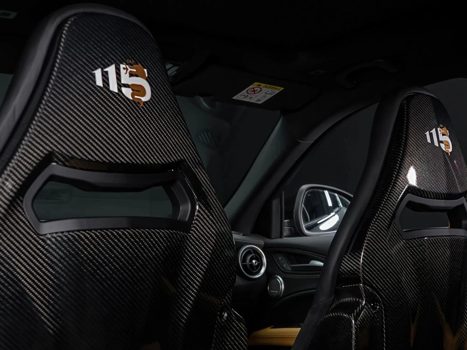 Alfa Romeo Stelvio QV Ντουμπάι