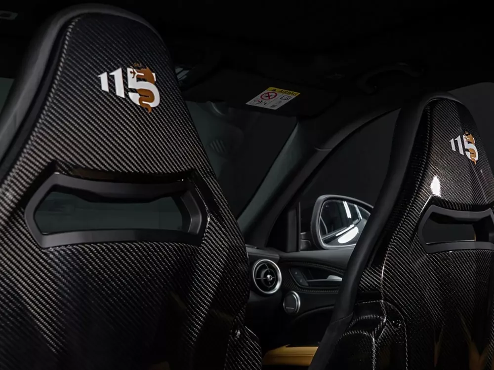 Alfa Romeo Stelvio QV Ντουμπάι