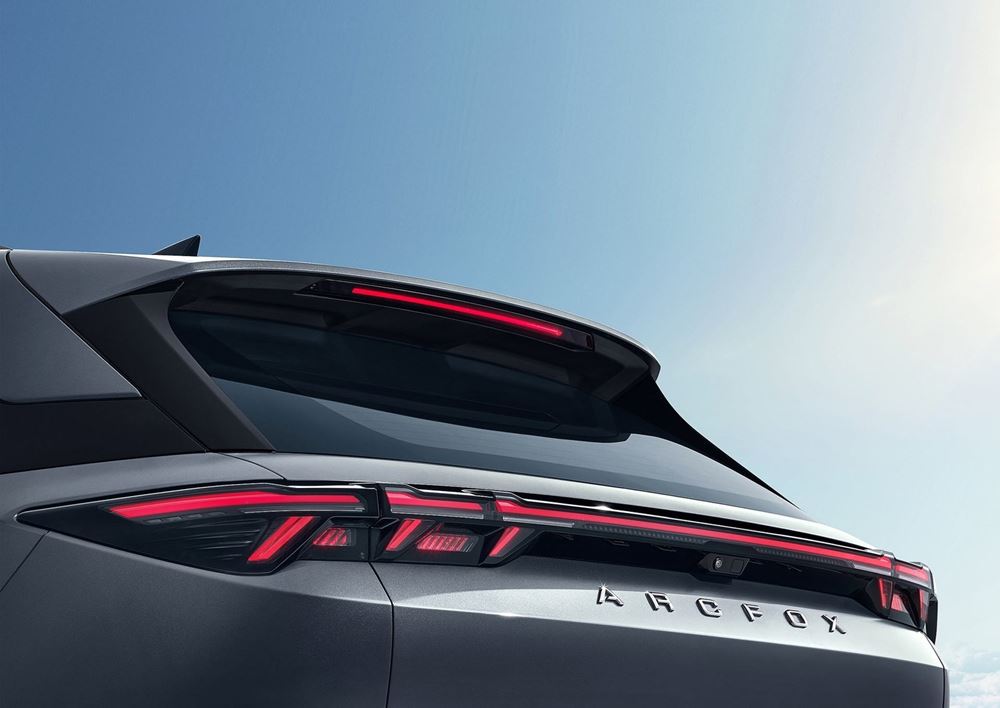 BAIC ArcFox Alpha T5