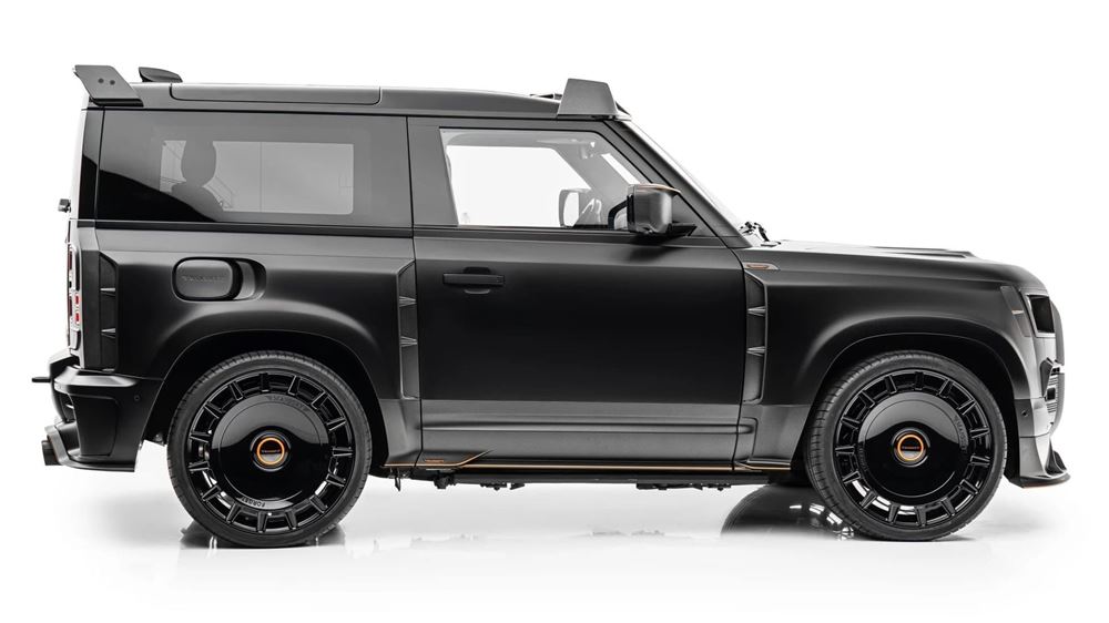 Mansory Defender Black Edition