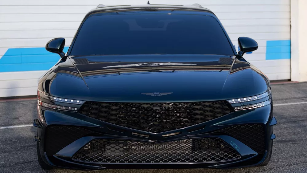 Genesis G90 Wingback