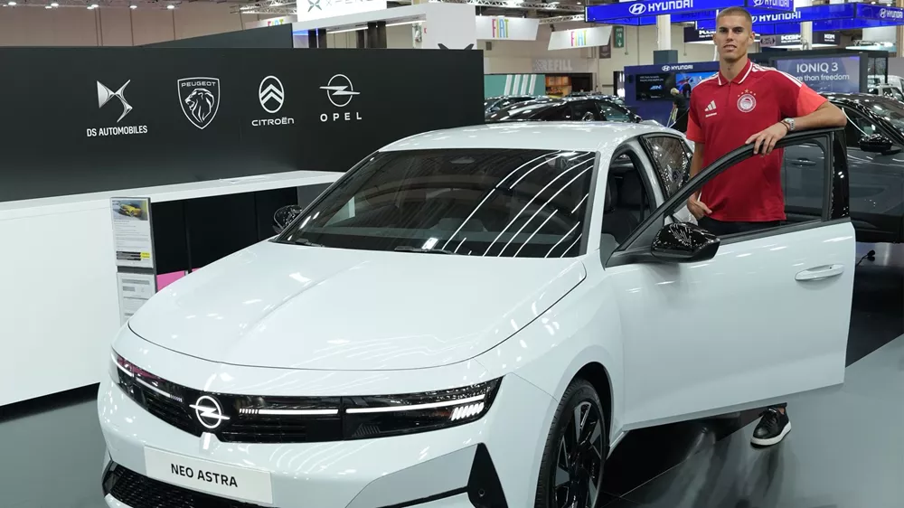 Opel Auto Athina παίκτες του Ολυμπιακού