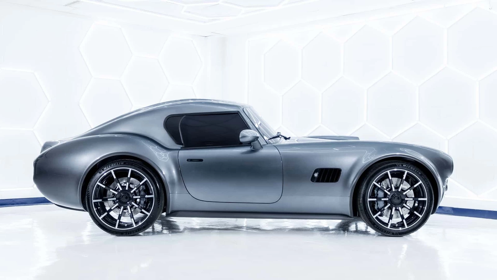 AC Cobra GT Coupe