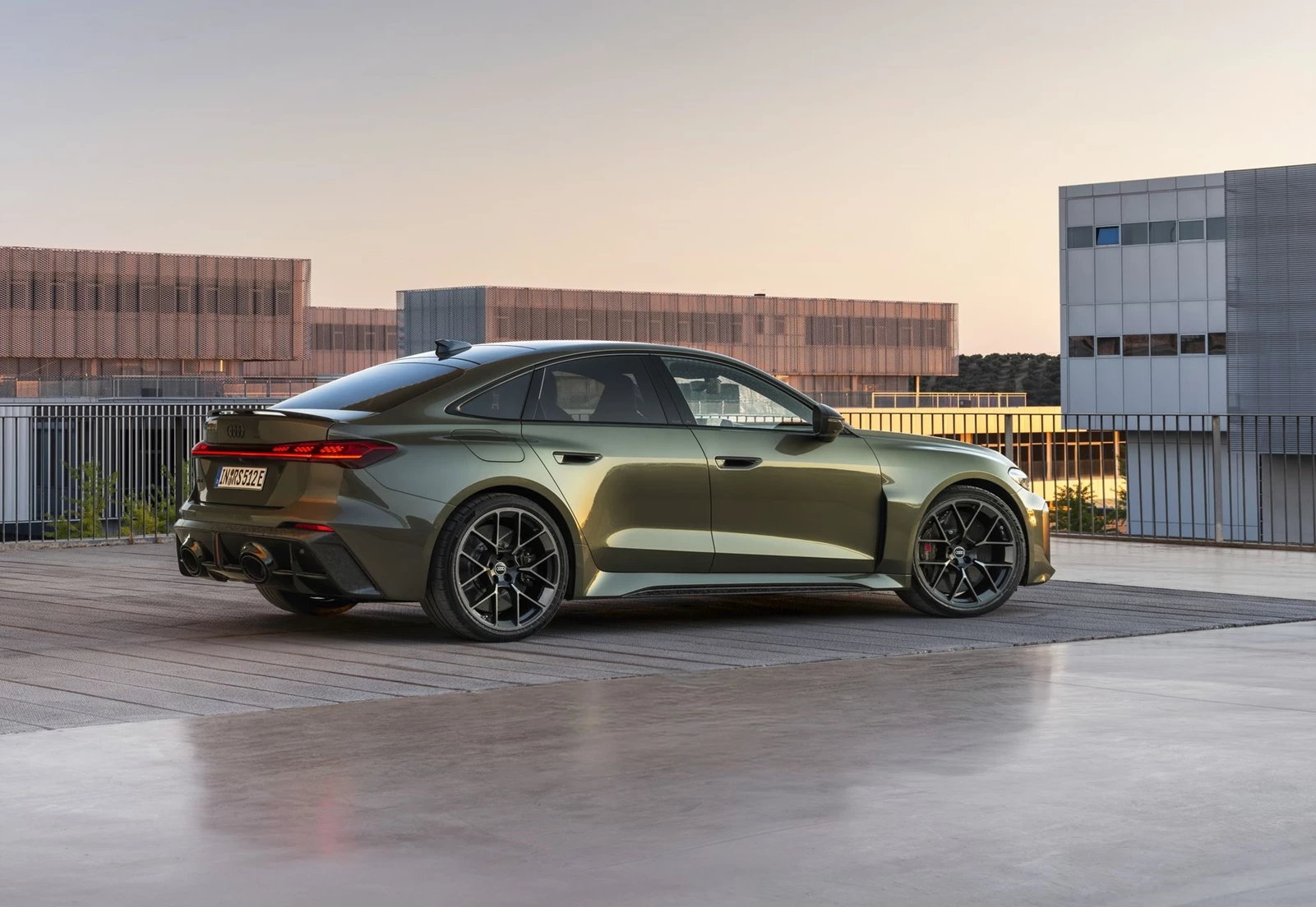 Audi RS5 Sedan