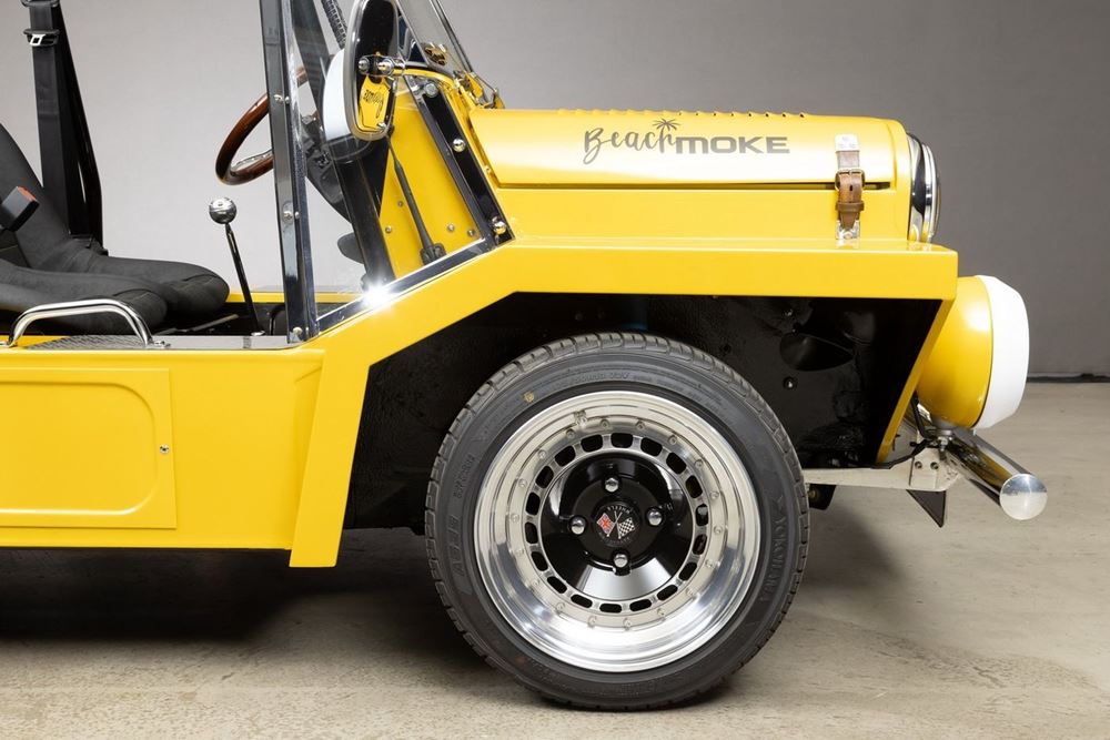 Mini Moke εξάτροχο θηρίο