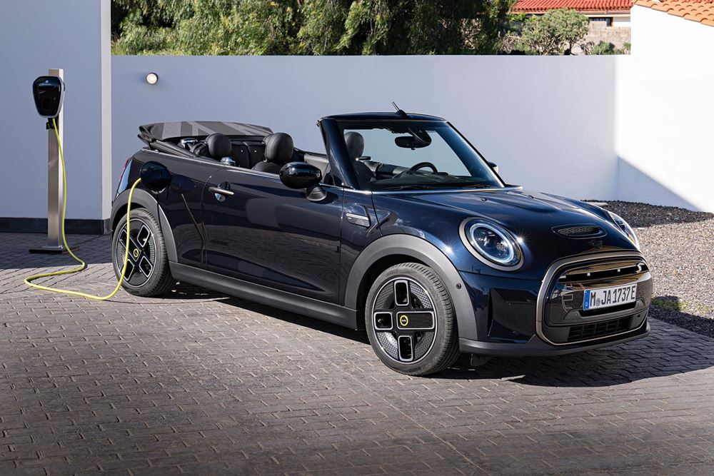 Mini Cooper SE Convertible