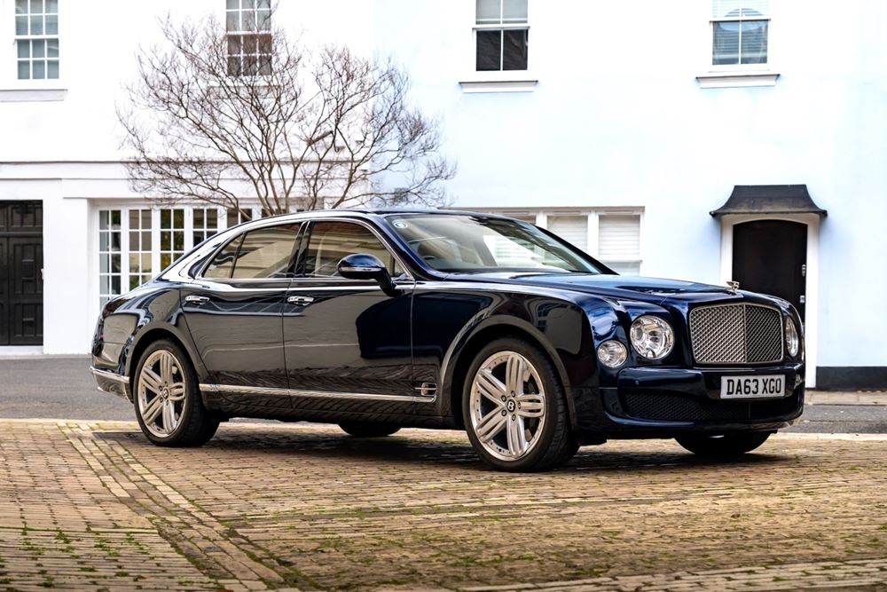 Bentley Mulsanne Dark Sapphire