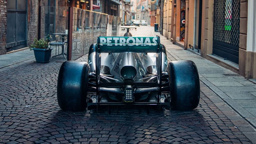 Mercedes F1 W04