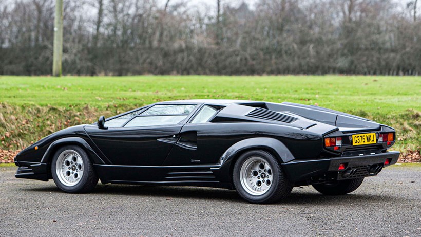 Auction_lambo_countach