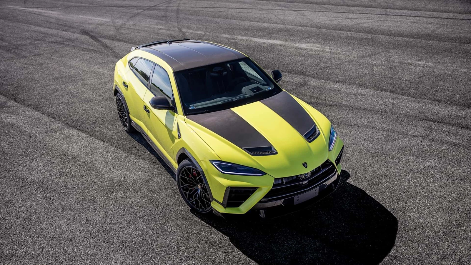 Lamborghini Urus SE Performante