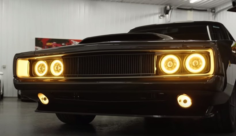 Dodge Charger 1968 restomod