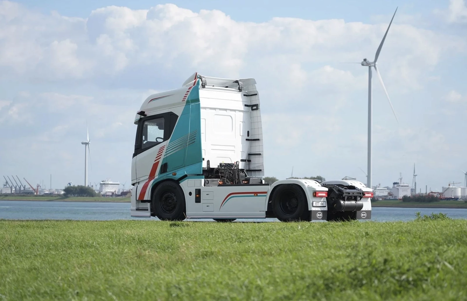BYD ETT 44