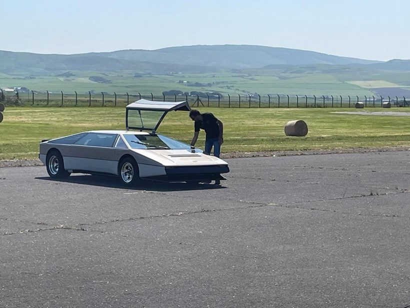 Aston Martin Bulldog Ρεκόρ μετά απο 40 χρόνια