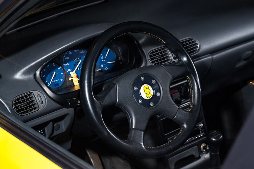 Mazda 121 Goldy Haribo