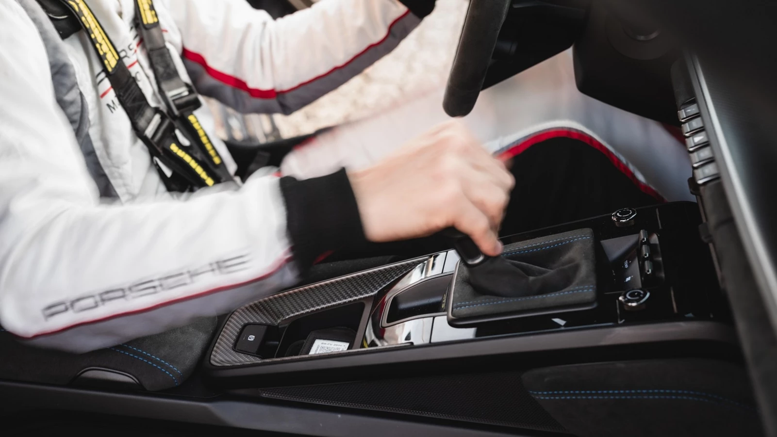Porsche 911 GT3 ρεκόρ Nurburgring χειροκίνητο κιβώτιο