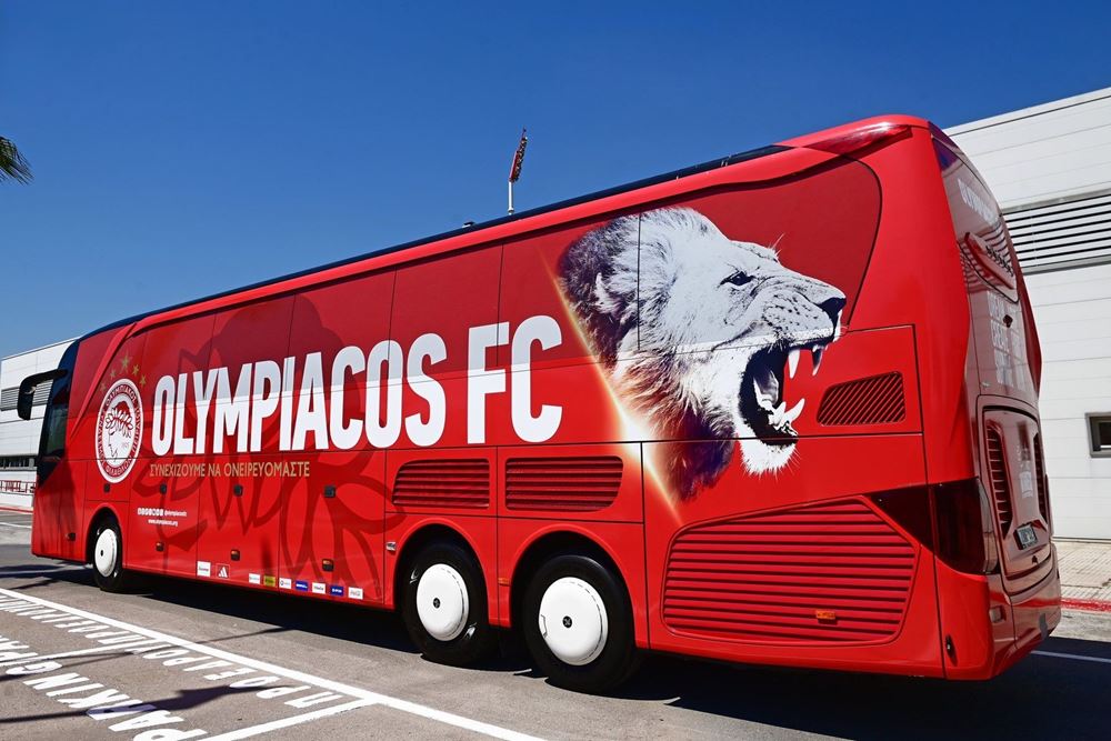 Ολυμπιακός νέο λεωφορείο Setra