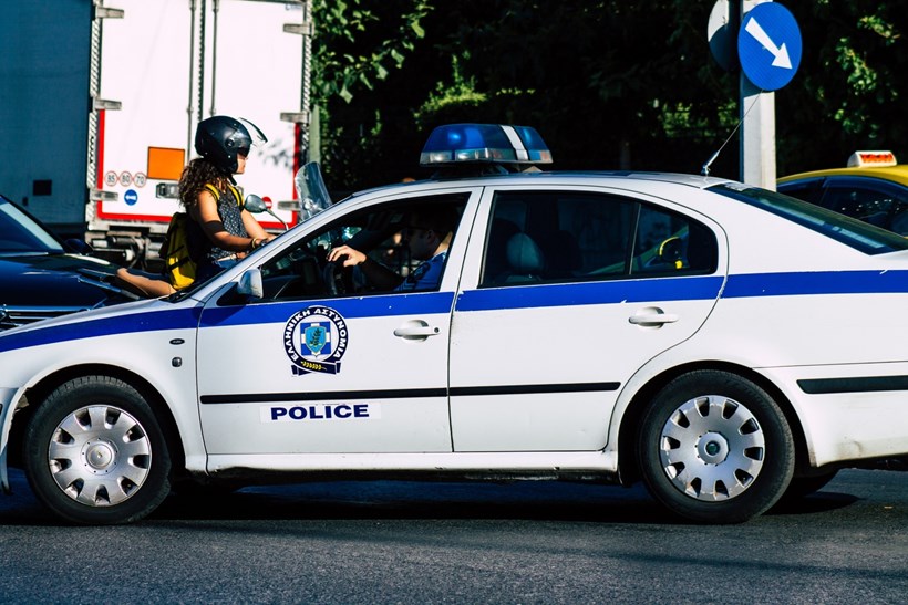 Περιπολικό ελληνικής αστυνομίας
