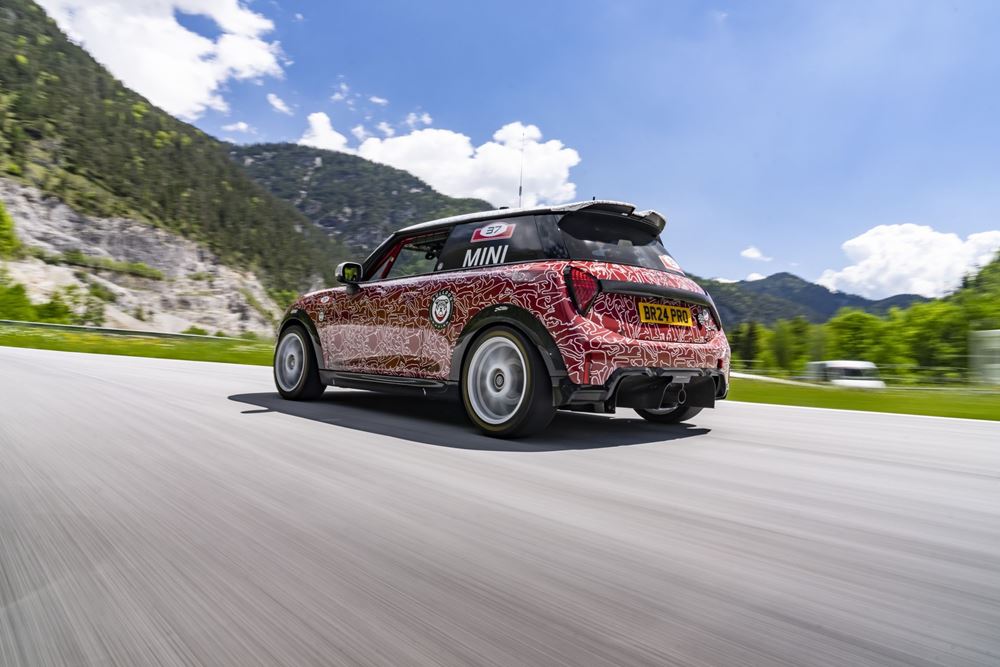 Mini John Cooper Works PRO Nurburgring 24HR
