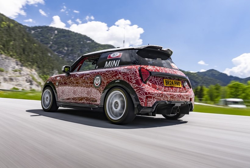 Mini John Cooper Works PRO Nurburgring 24HR