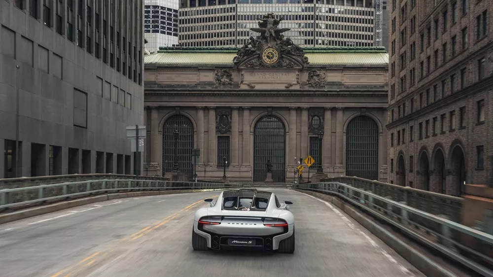 Porsche Mission S