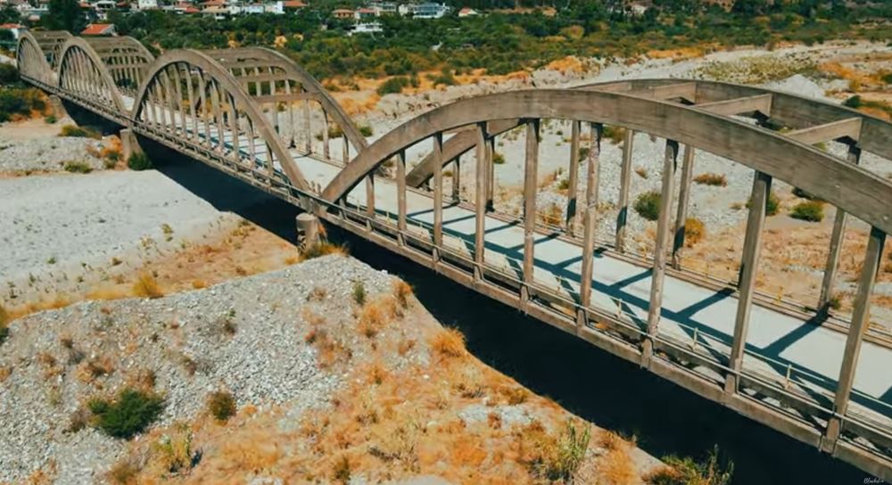 Γέφυρα Μόρνου