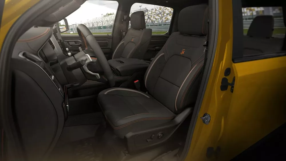 RAM 1500 Rumble Bee SRT