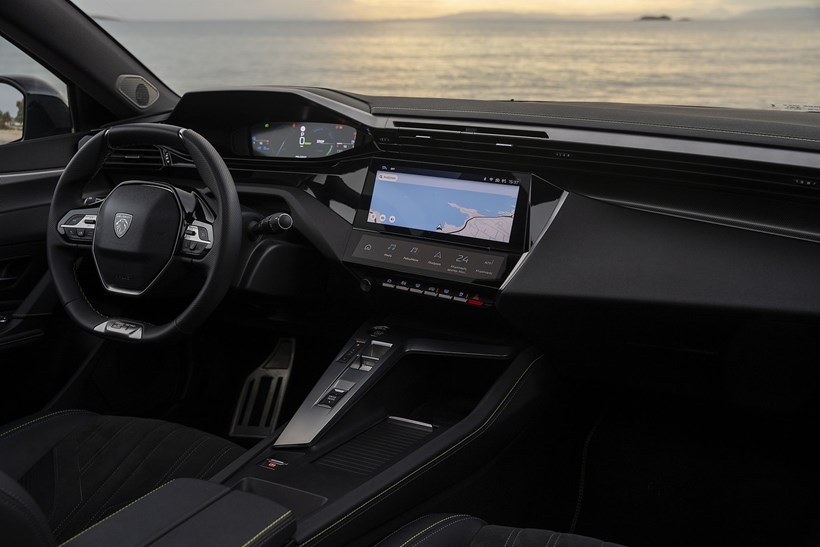 Peugeot 308 GT PHEV 225PS