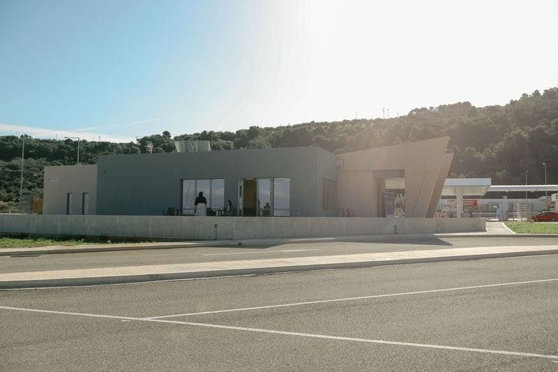 Ολυμπία Οδός Πάρκινγ φορτηγών Ακράτα