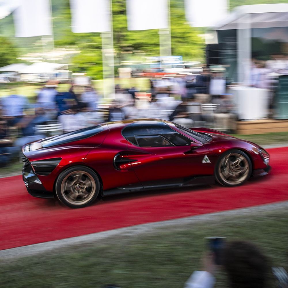 Alfa Romeo 33 Stradale Villa d&amp;#39;Este