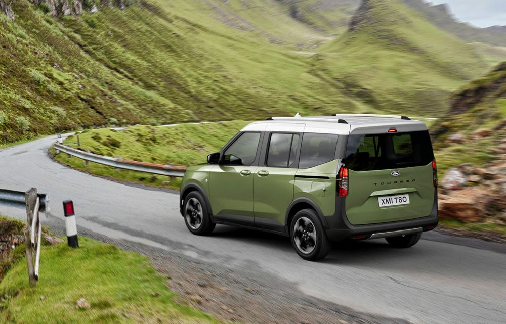 FORD TOURNEO COURIER