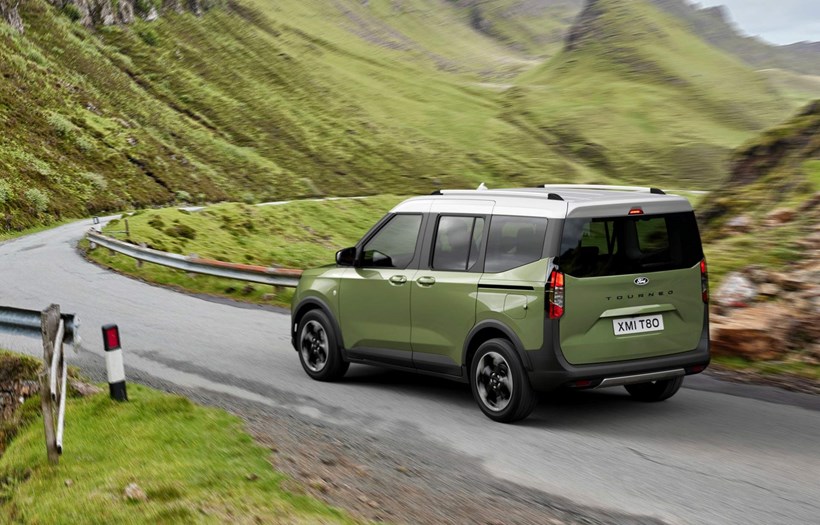 FORD TOURNEO COURIER