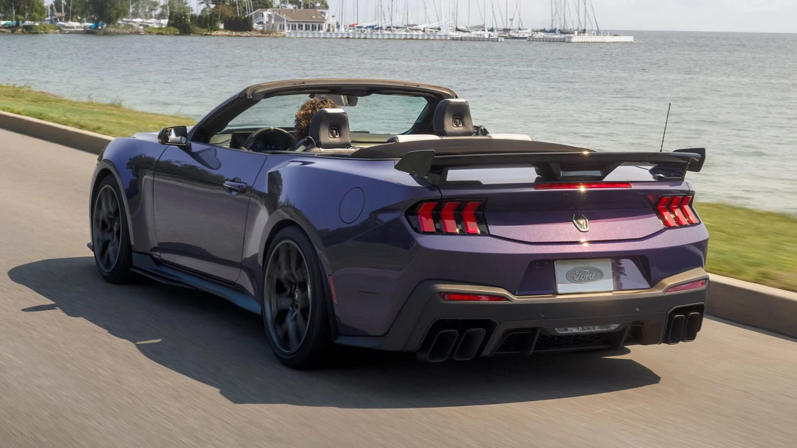 Ford Mustang Dark Horse SC Convertible